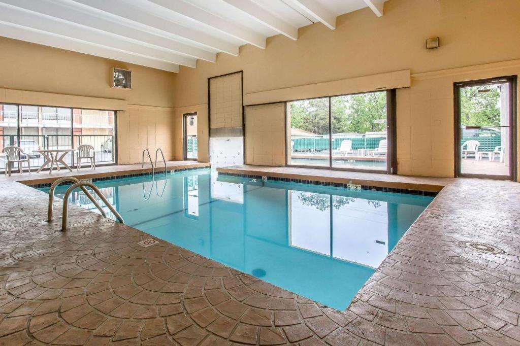 Rodeway Inn Lawton Kültér fotó